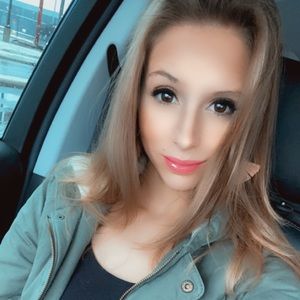 Meet your Posher, Adel